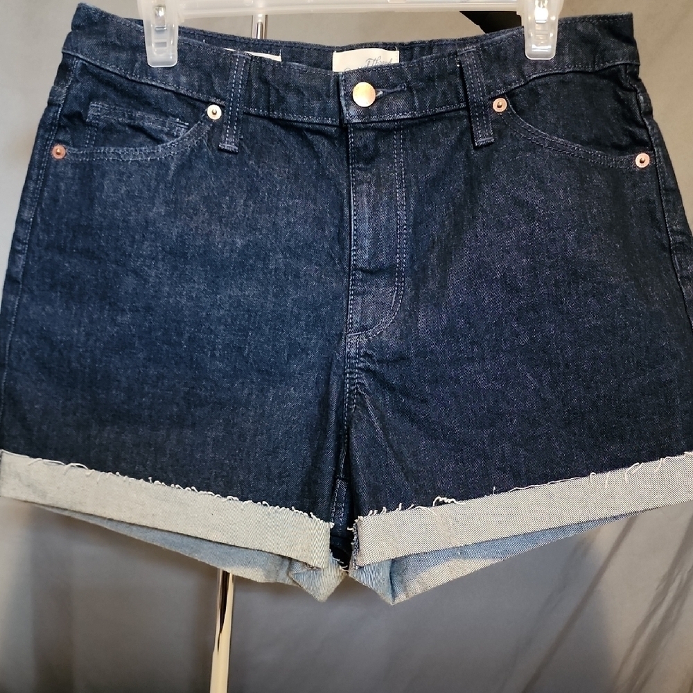 Universal Thread Blue High-Waisted Jean Shorts Frayed Hem